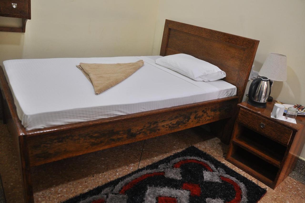 Plumeria Motel - Stone Town Zanzibar Esterno foto