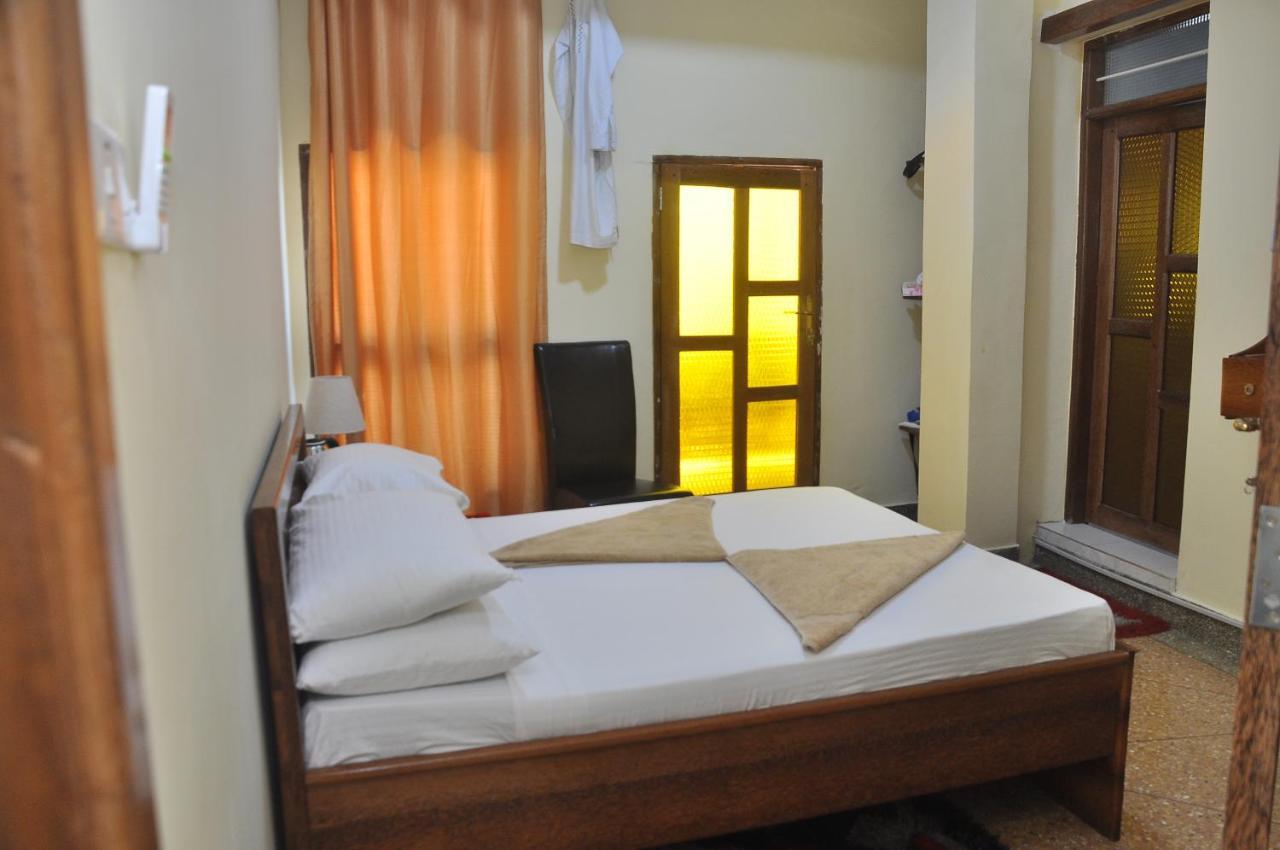 Plumeria Motel - Stone Town Zanzibar Esterno foto